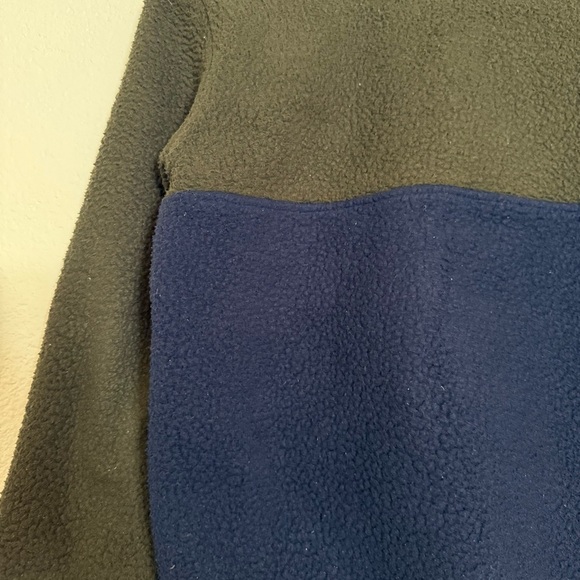 Polo Ralph Lauren Colour-Blocked Fleece Pullover - Picture 9 of 11